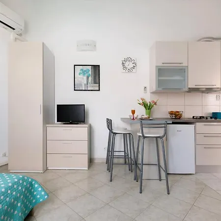 Studio Apartman Della Croce 2 Apartman Sutivan