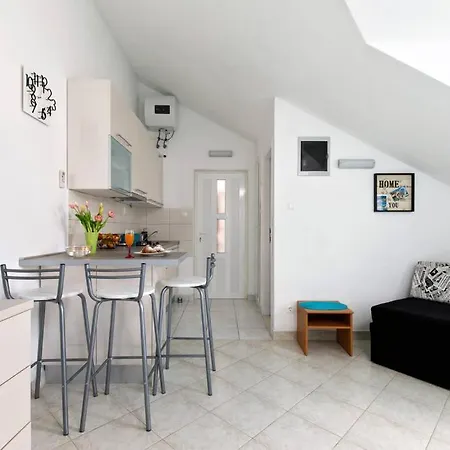 Studio Apartman Della Croce 2